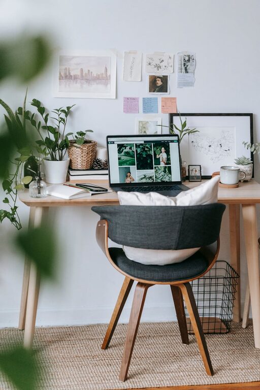 Tips for Creating a Cozy and Functional Home Office Space